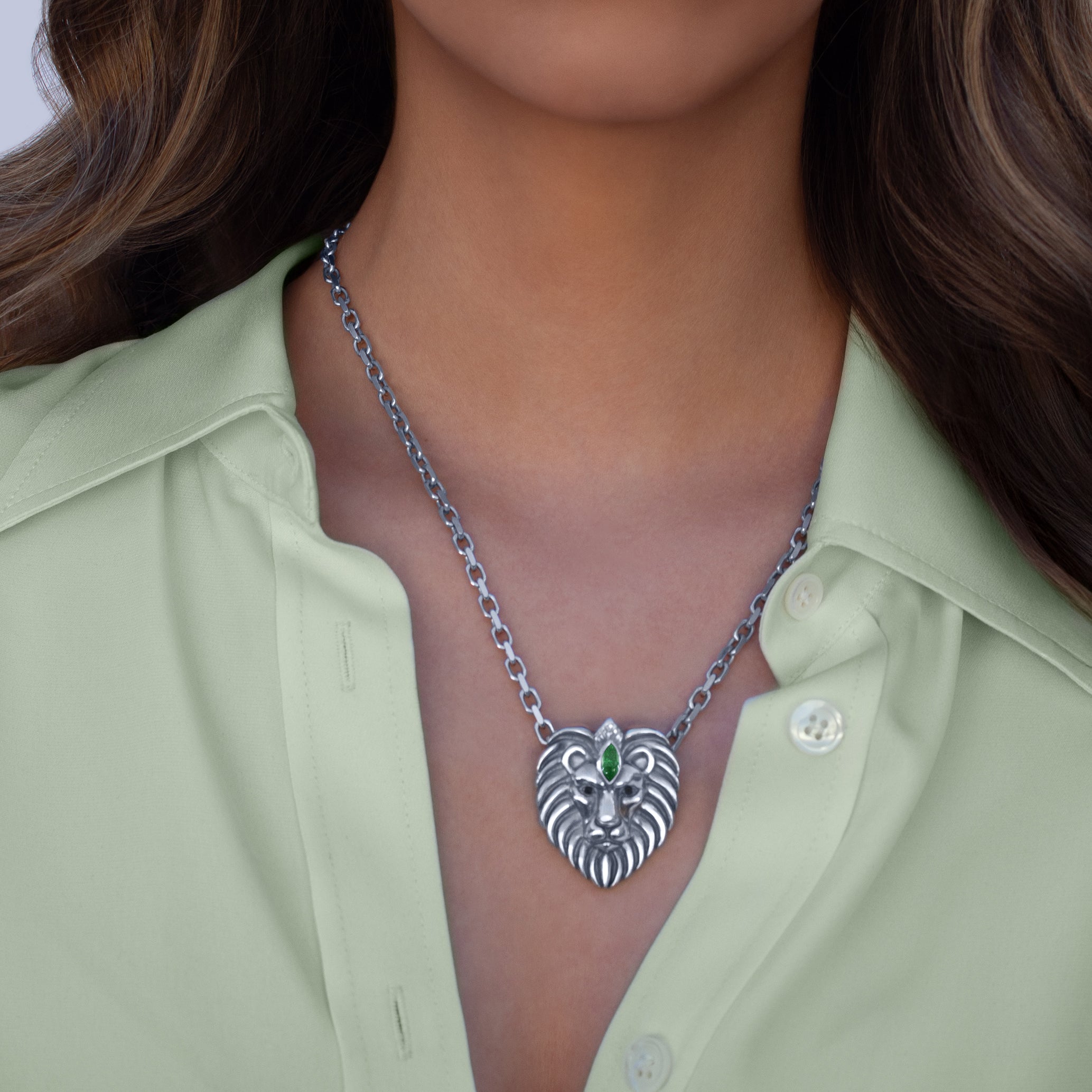 Helios Tsavorite Lion Necklace Silver